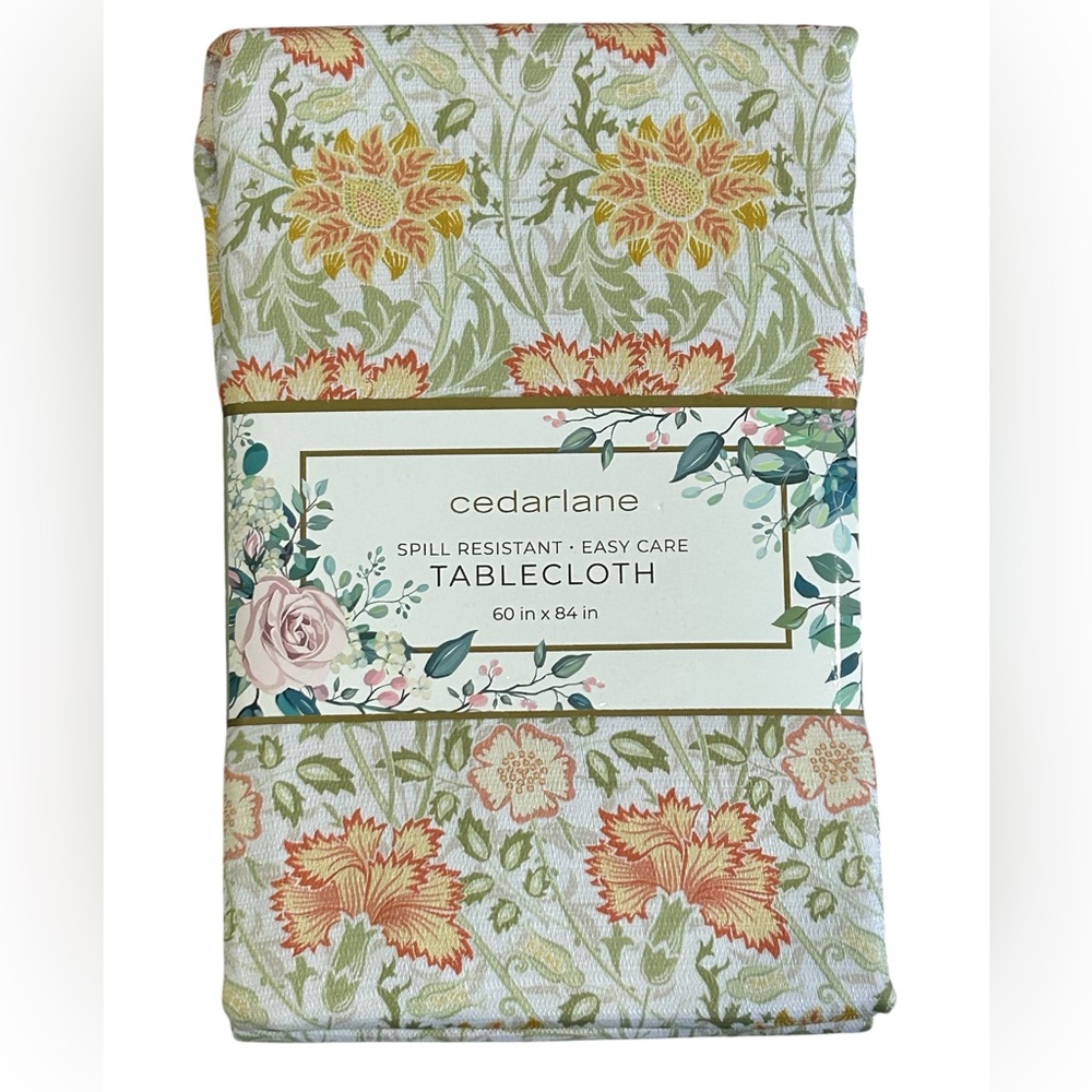 New Cedarlane Floral Tablecloth 60x84